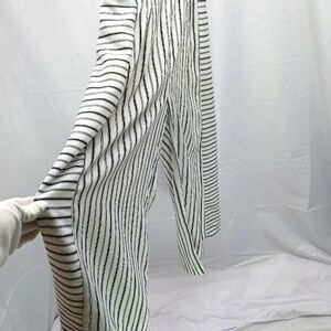 Doe & Rae Wide Leg Cropped Culotte Palazzo Striped Pants Black/White Womans  Med